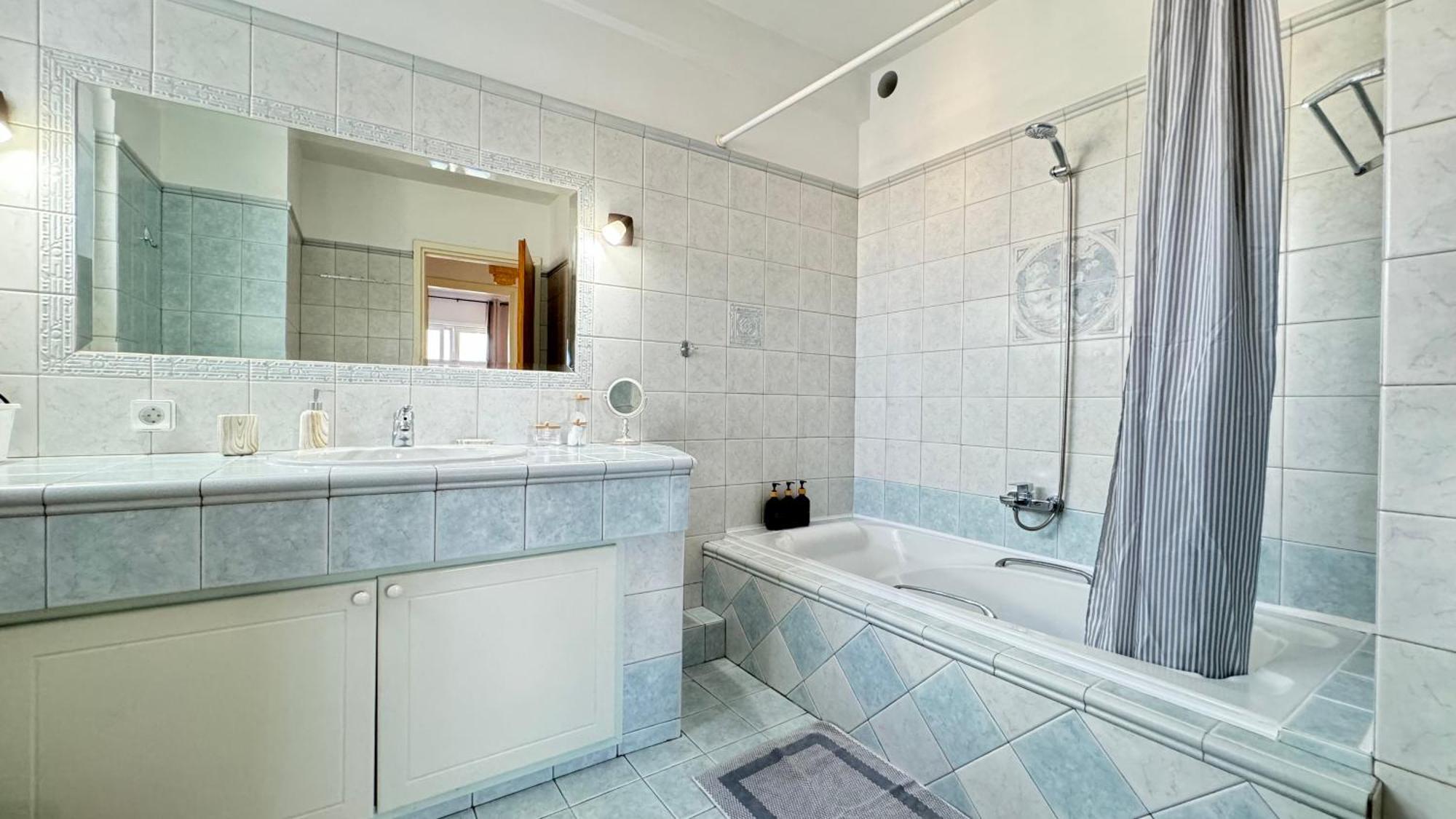 Sunny Apartment For Couples & Friends In Centre Heraklion Zewnętrze zdjęcie